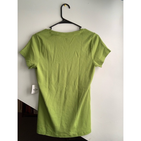 St. John’s Bay ✨Brand New✨ Green T-Shirt V-Neck Casual Classic Tee - Picture 3 of 5